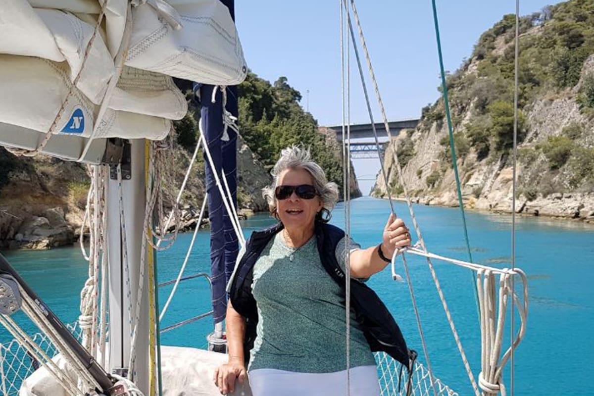 La historia de Aurora Canessa, la navegante argentina récord que vuelve a zarpar