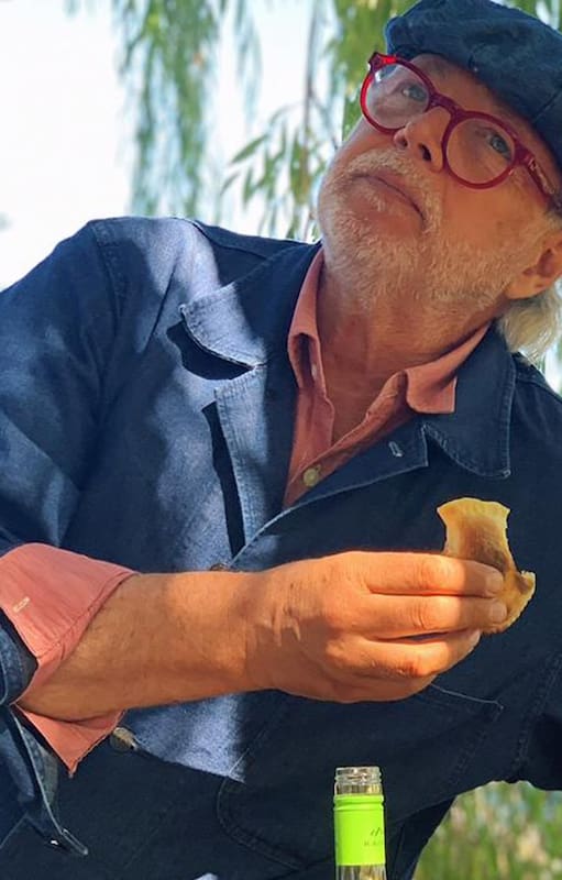Francis Mallmann. Empanadas por $100 y menús económicos en su nuevo restaurante en Mendoza