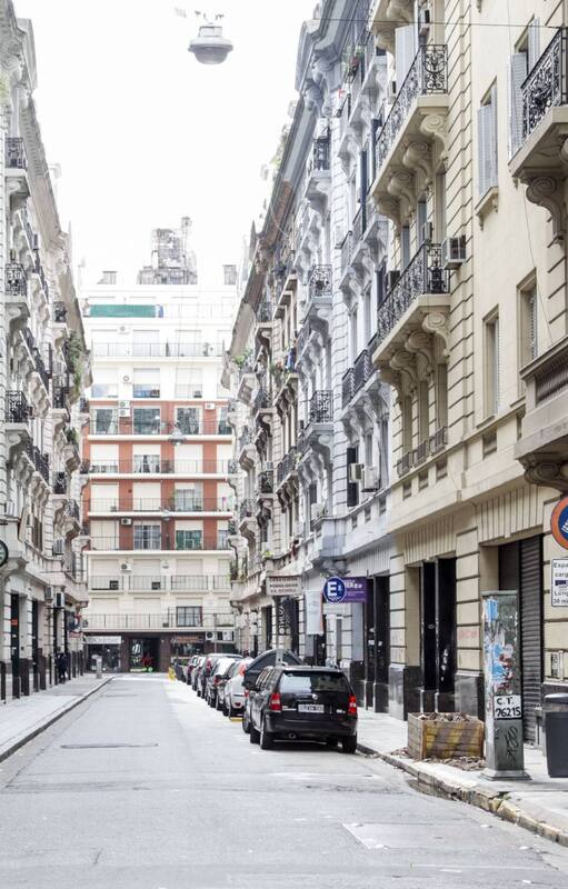 El único pasaje con arquitectura en espejo de la ciudad cumple 100 años y se puede visitar hoy