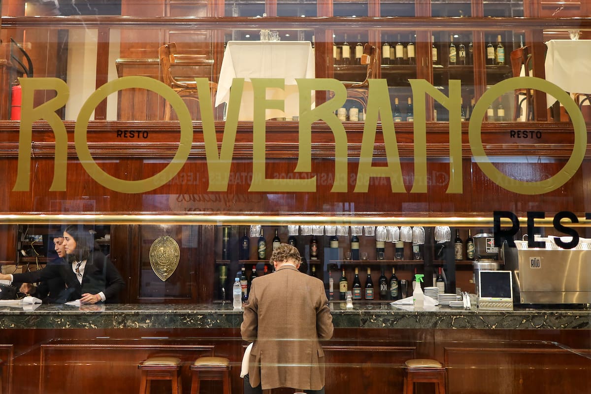 Vio crecer a Buenos Aires: la nueva vida del Pasaje Roverano, uno de los primeros edificios de Avenida de Mayo