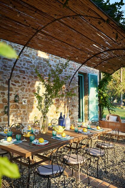 Un estudio argentino nos cuenta cómo restauró esta espectacular casa de campo en la Toscana