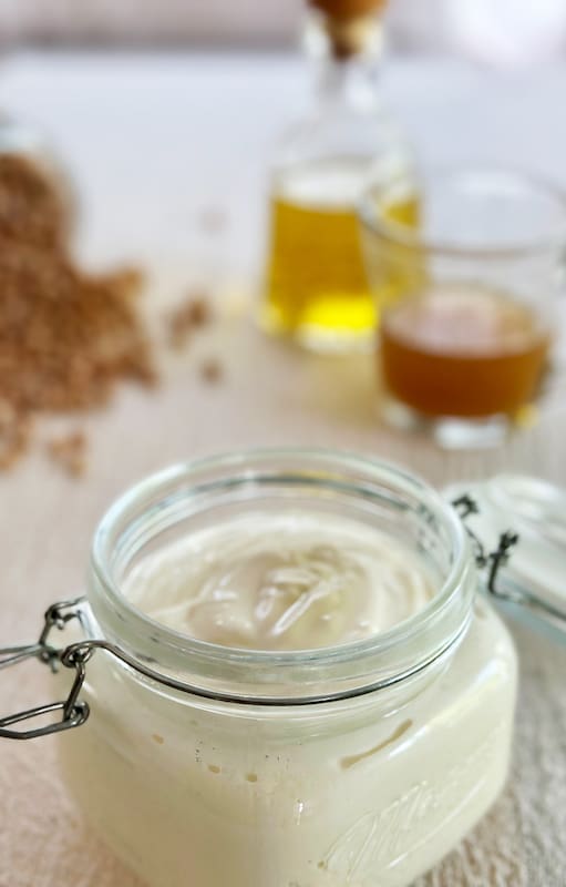 Mayonesa sin huevos: la mejor receta para hacer aderezo casero apto para veganos, fácil y muy barato