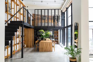 Un PH del siglo XIX se transformó en loft contemporáneo