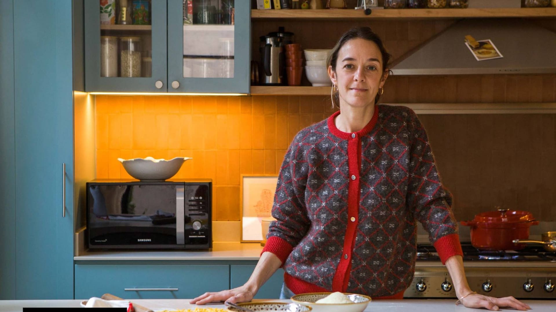 Fuimos a la casa de la chef Julieta Oriolo, donde en el centro, por supuesto, está la cocina