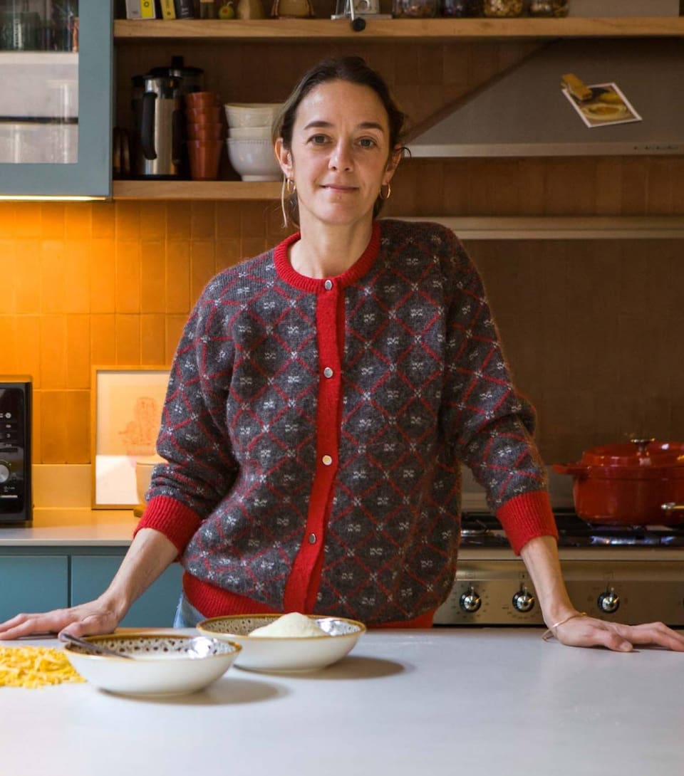 Fuimos a la casa de la chef Julieta Oriolo, donde en el centro, por supuesto, está la cocina