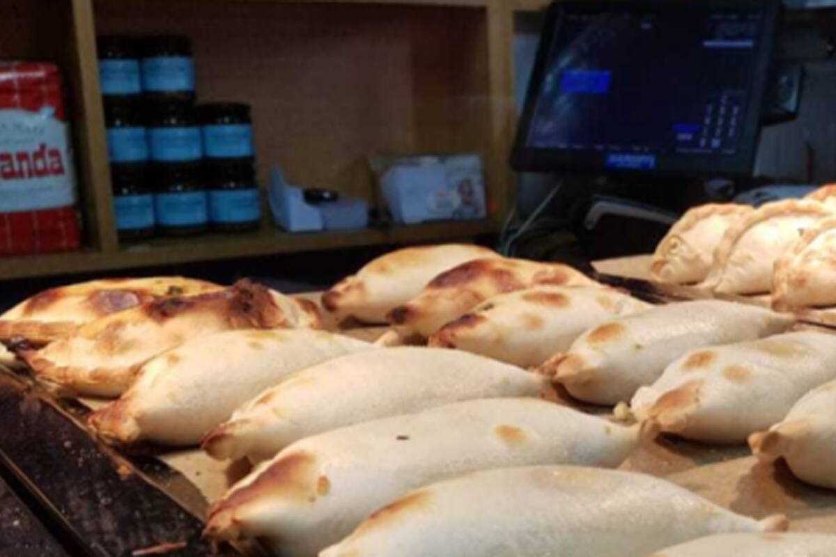 El argentino que vende empanadas hace 10 años en el mercado más antiguo de Londres