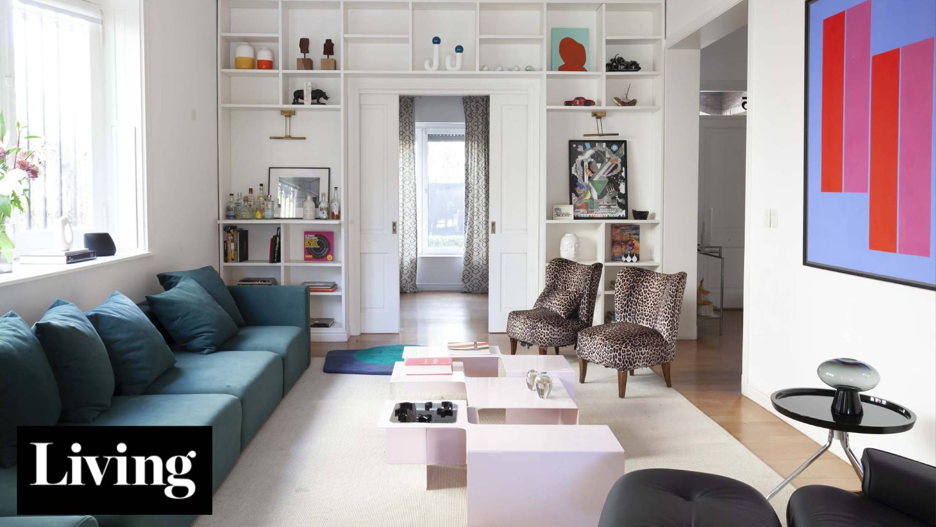 Una casa de alquiler se personalizó con empapelados y estampas