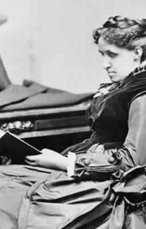Louisa May Alcott. Era vegetariana, encontró un hombre adentro de un horno y nunca quiso escribir Mujercitas