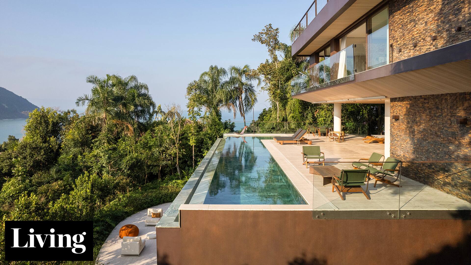 Una casa contemporáneo en San Pablo con vistas al mar
