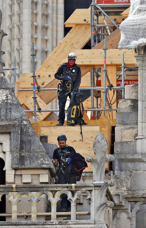 Notre Dame: la estructura se debilitó y puede ceder ante vientos de 90 kilómetros por hora