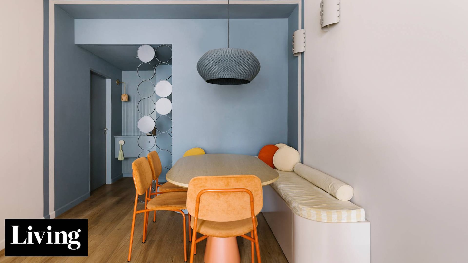 La arquitecta Camila Monge desafió los límites del color y las texturas en este tres ambientes de Belgrano