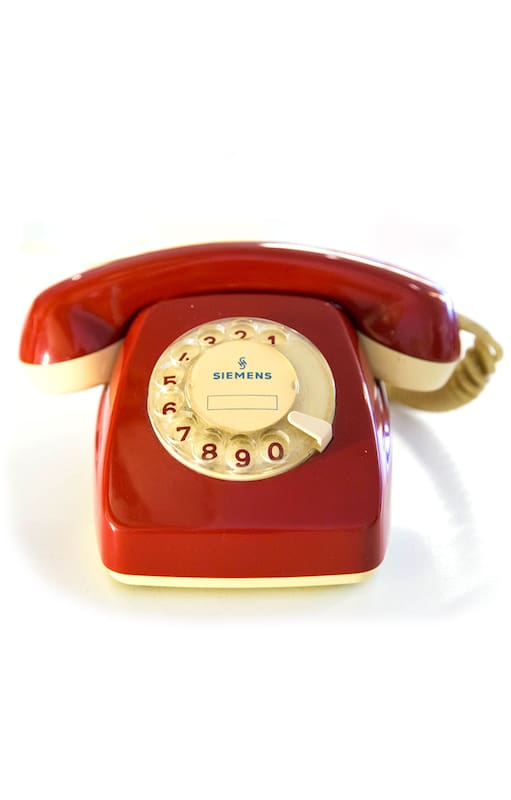 Nostalgias del siglo 20: hoy nos ocupamos de los teléfonos