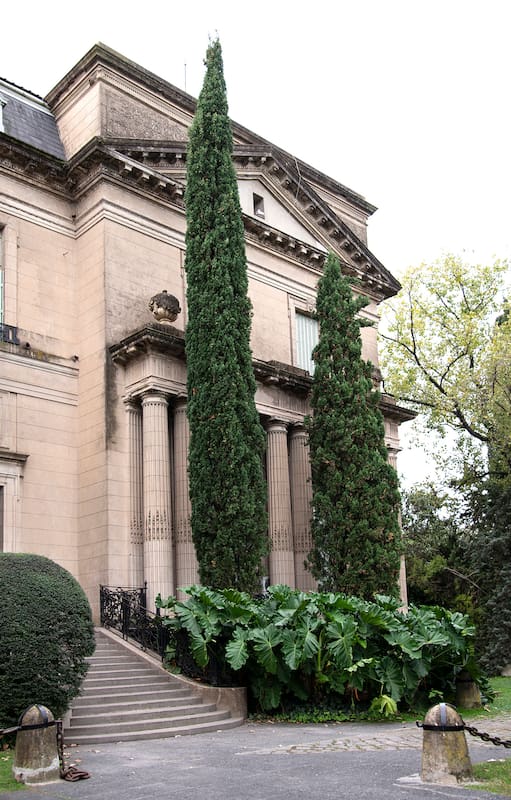 Palacio Sans Souci, el enclave bonaerense que alberga jardines con el sello del paisajista Carlos Thays