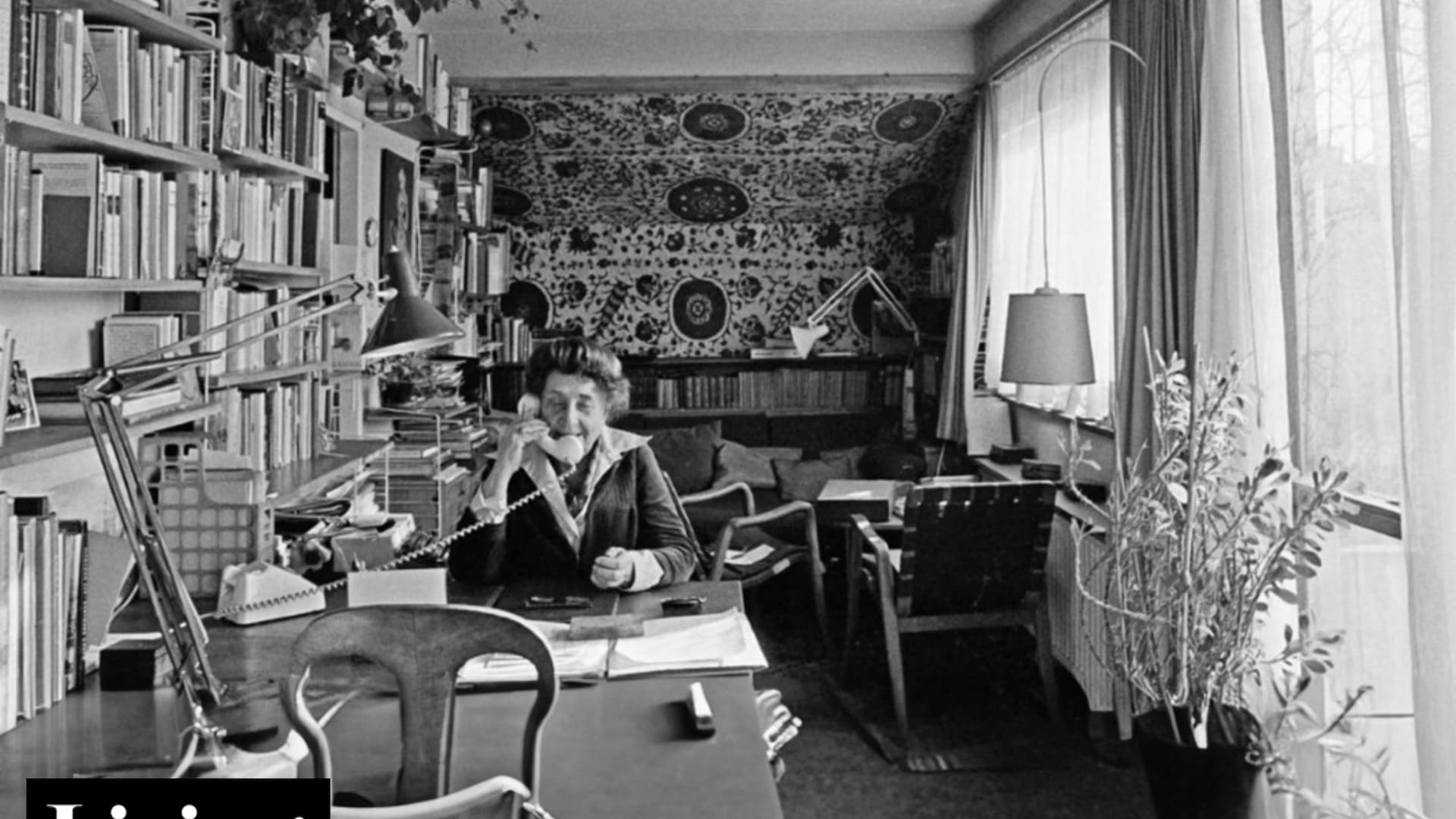 En 1926. Fue la primera arquitecta austríaca y diseñó una cocina eficiente para que la mujer pasara menos tiempo en ella