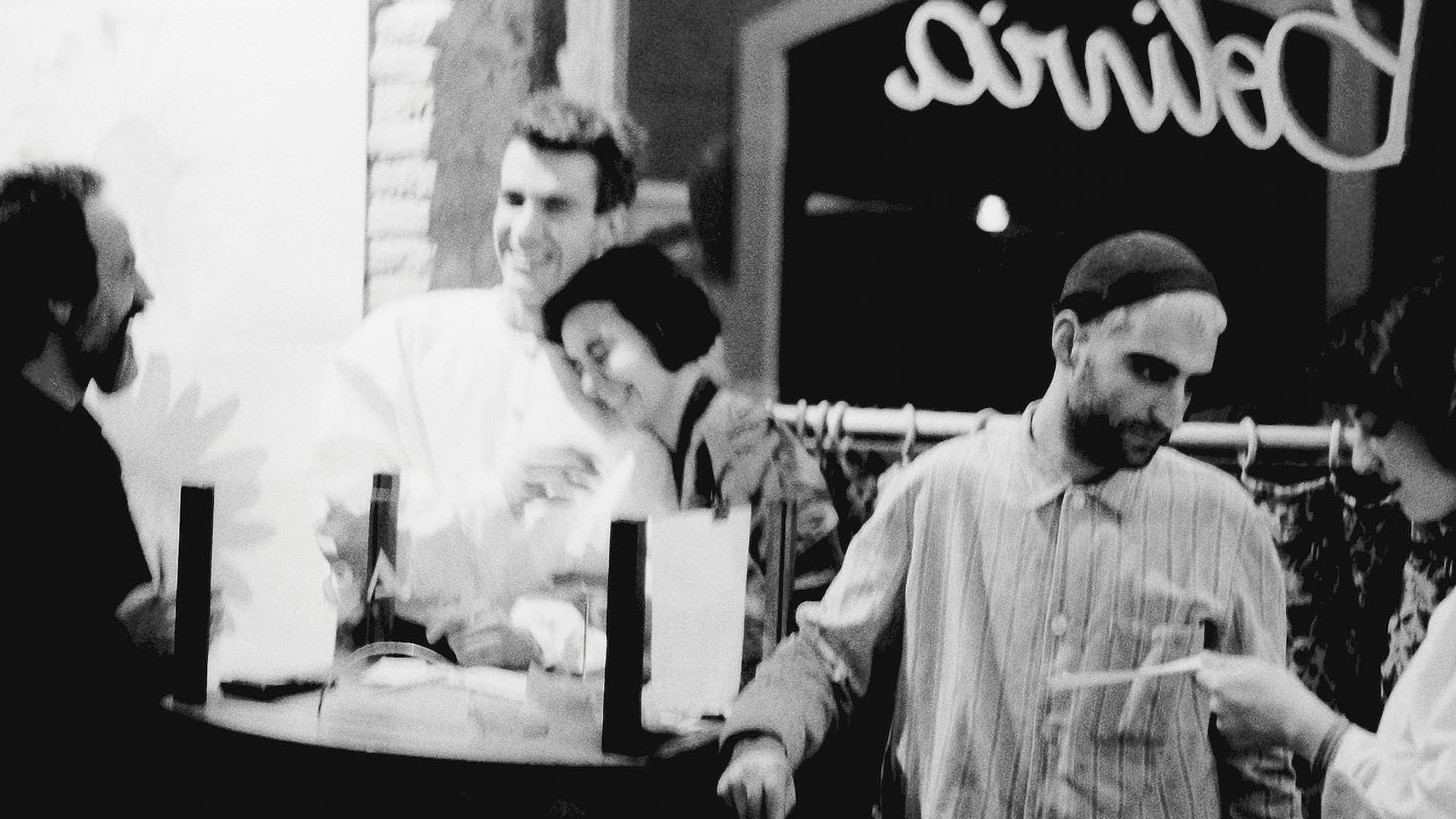 Bar Bolivia. El mítico boliche del under porteño que mezcló moda, arte y guisos