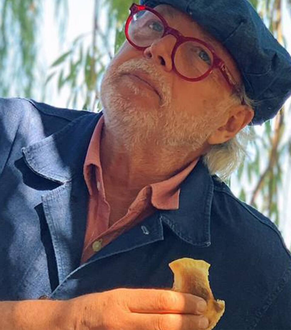 Francis Mallmann. Empanadas por $100 y menús económicos en su nuevo restaurante en Mendoza