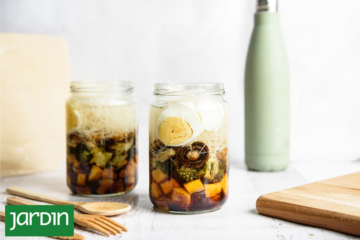 Ramen instantáneo: una receta de sopa casera para guardar en frascos y agregar agua caliente en el momento de consumir