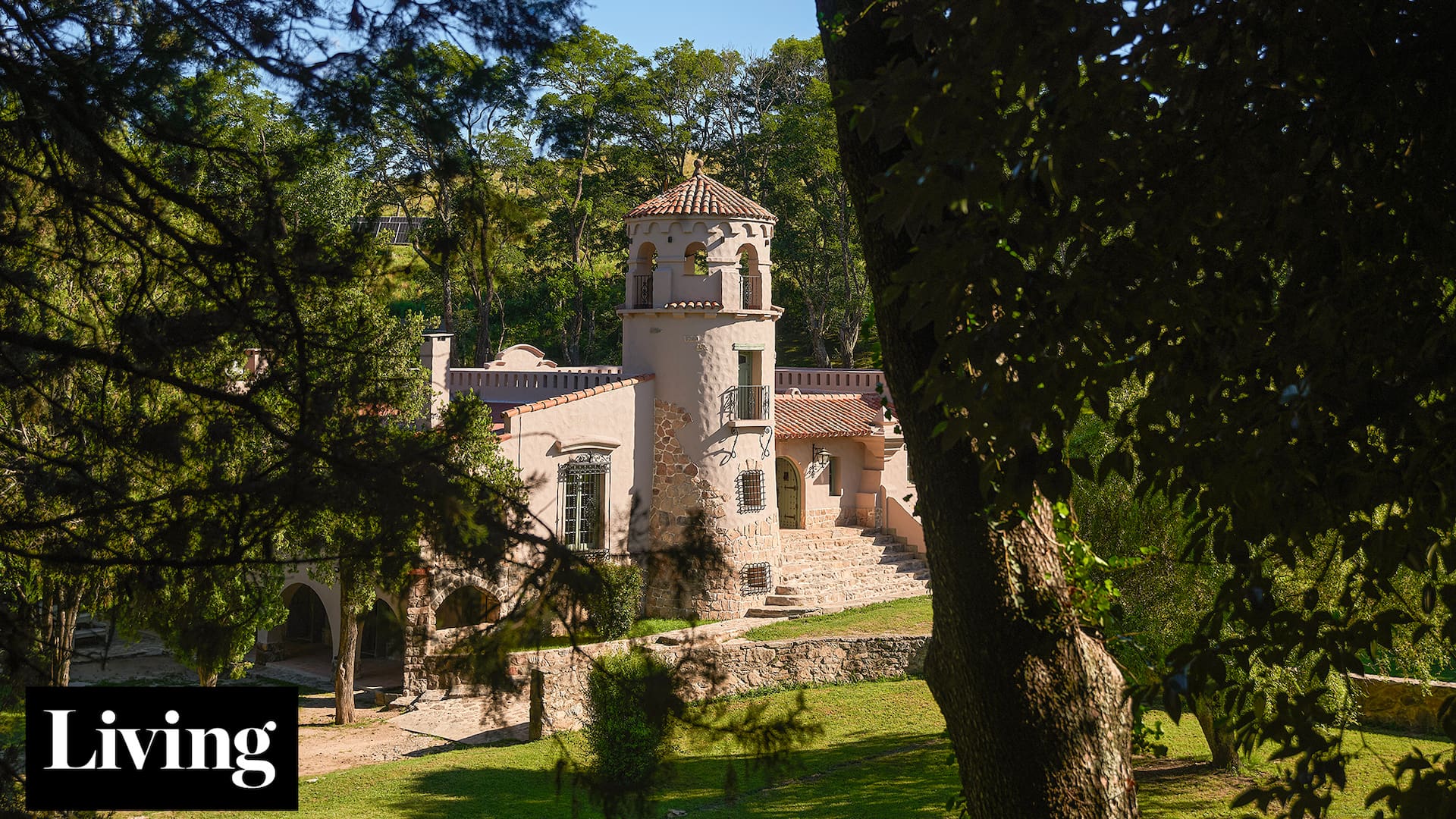Un casco de estancia jesuítica de 1700, remodelado en clave criolla y contemporánea
