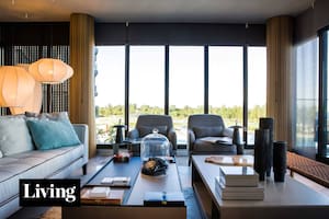 En el departamento de Adriana Randazzo, un piso impactante inspiró un interiorismo cargado de sofisticación y confort