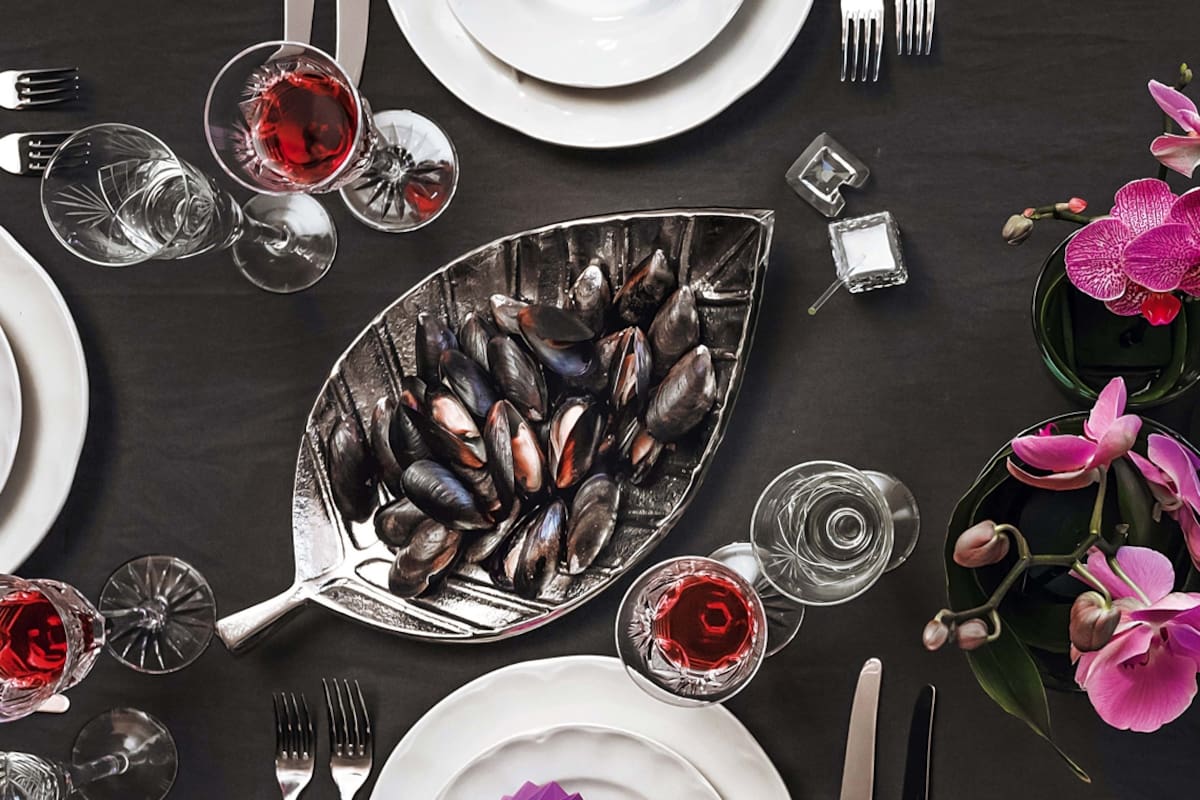Fin de año: estos detalles de etiqueta no pueden faltar en una mesa elegante