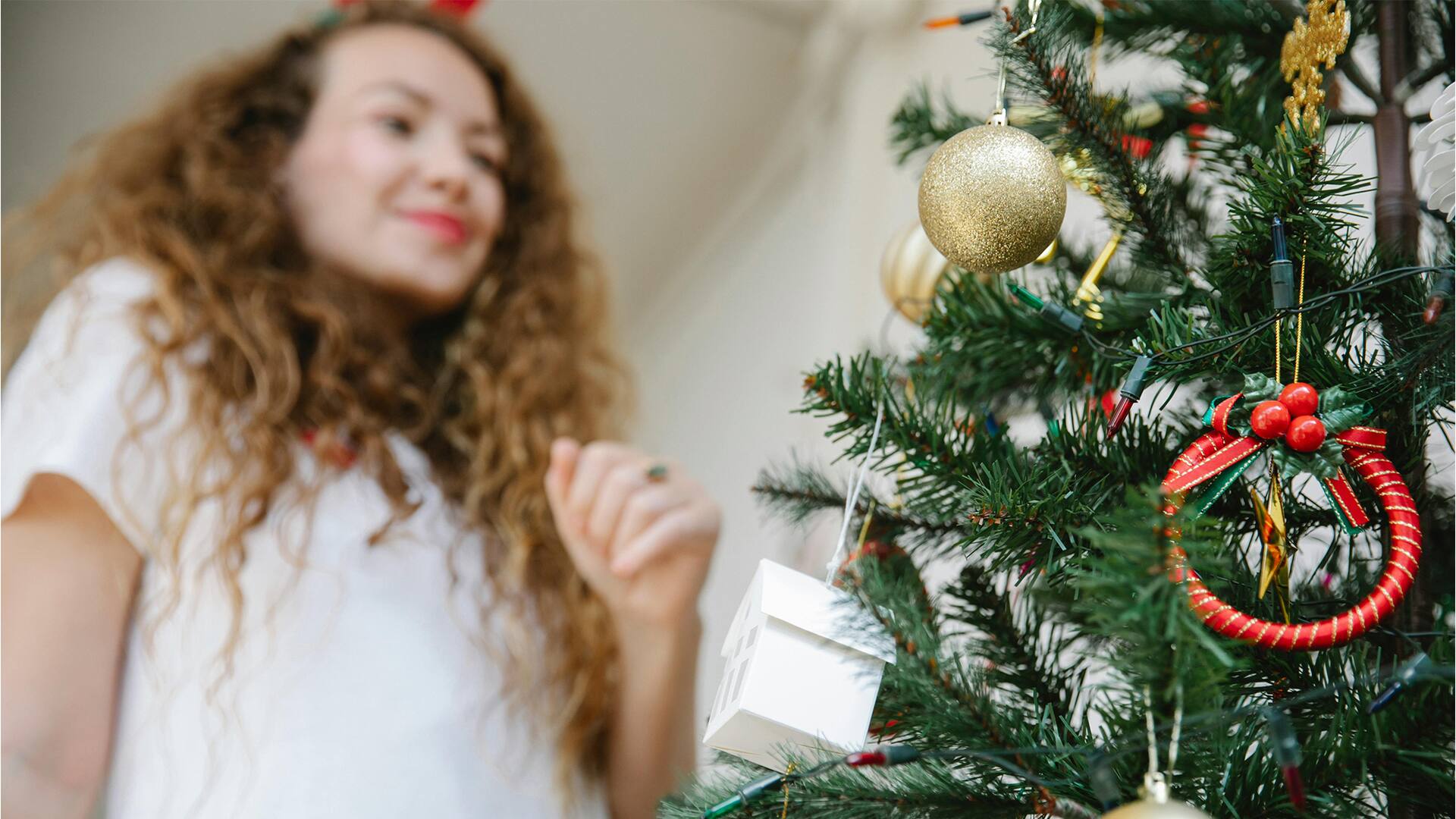Conocé la increíble leyenda que vincula el árbol de Navidad con una borrachera
