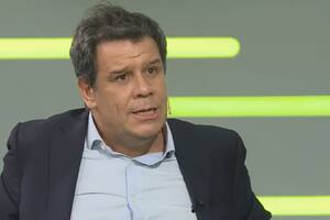 Covid. La fuerte crítica de Facundo Manes al Gobierno tras los anuncios