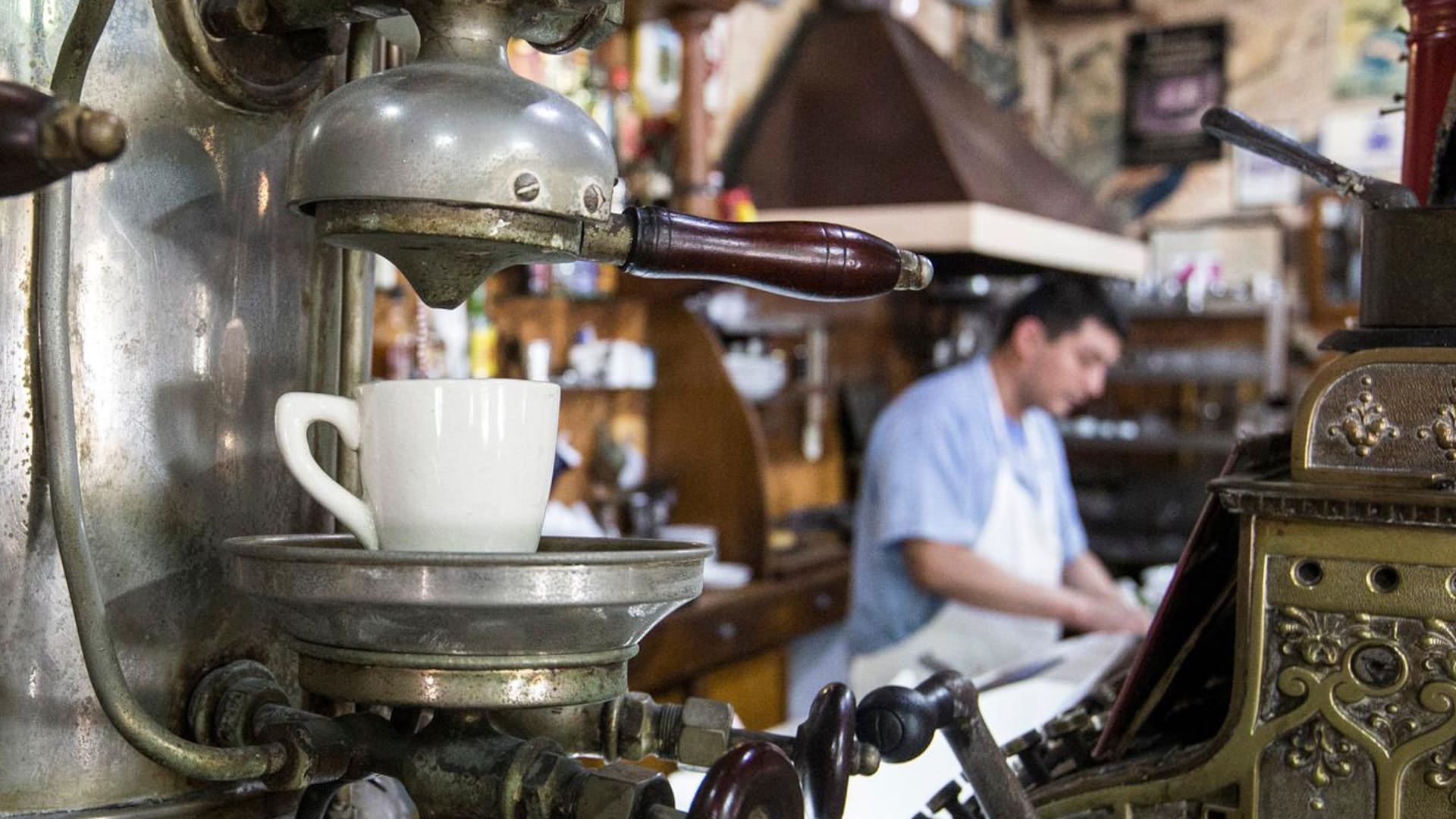 El histórico bar familiar de Villa Devoto que desde 1927 es punto de encuentro de vecinos y famosos