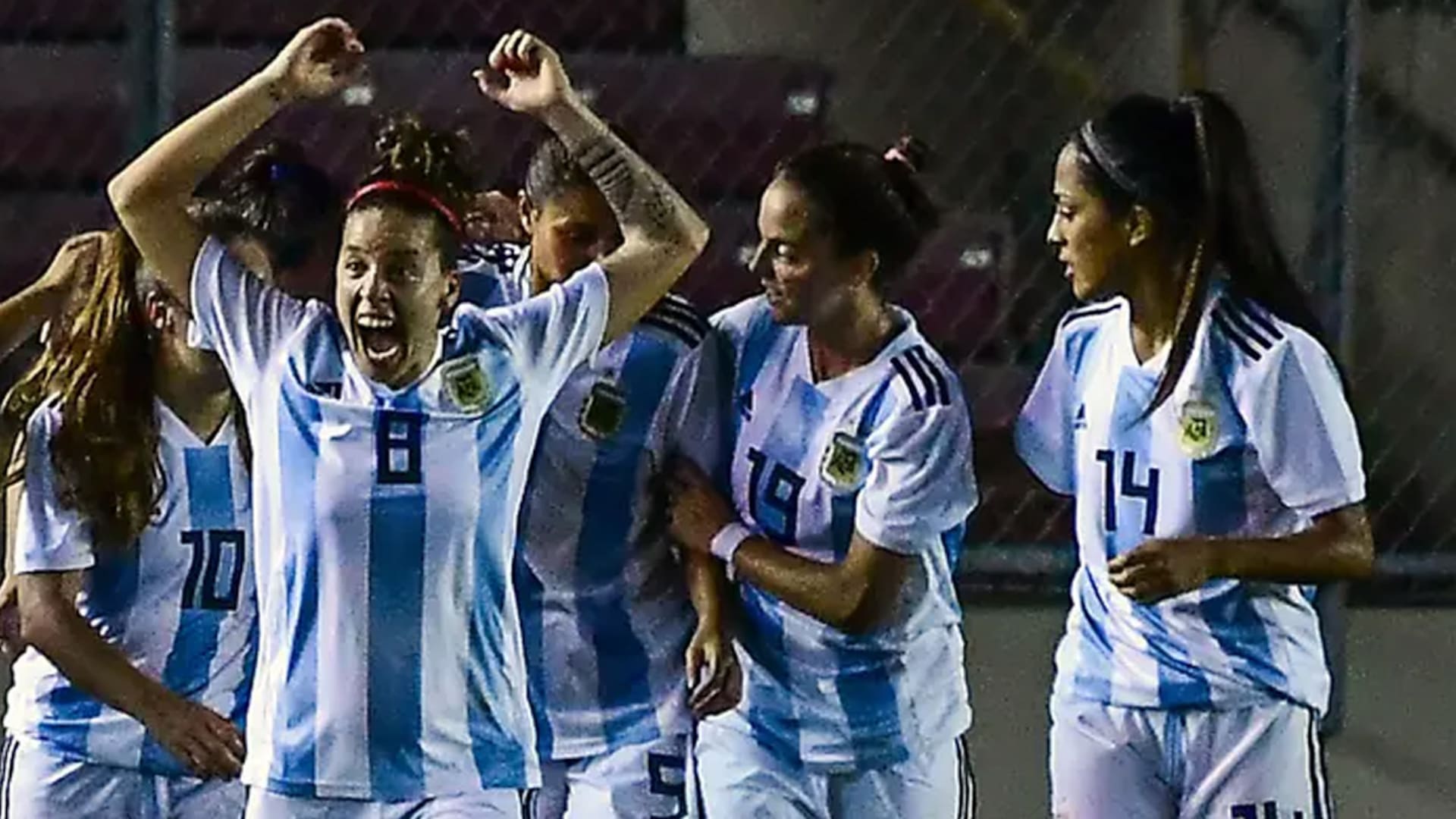 Fútbol femenino. Una historia de cien años que hasta ahora nadie había contado