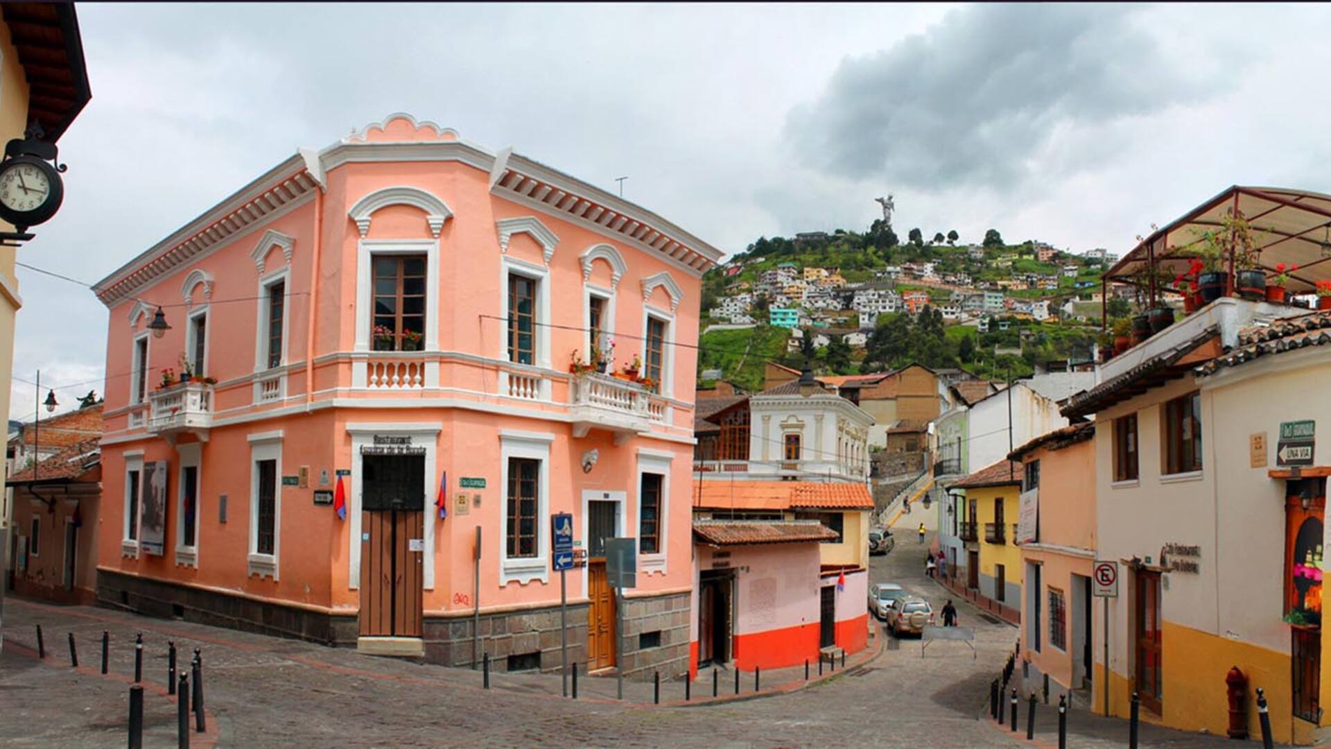 Quito: una vuelta por el casco histórico mejor conservado de América