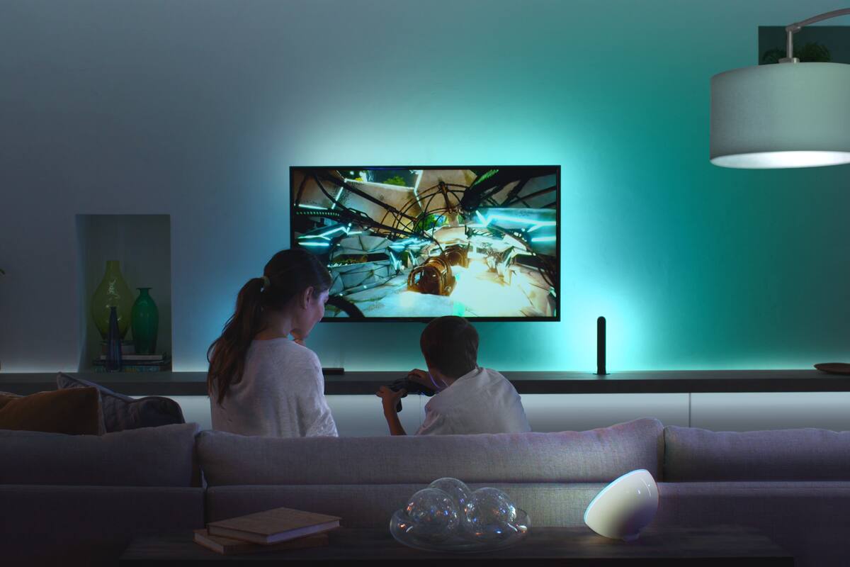 Disfrutá los partidos, películas y música con la experiencia inmersiva de la iluminación inteligente