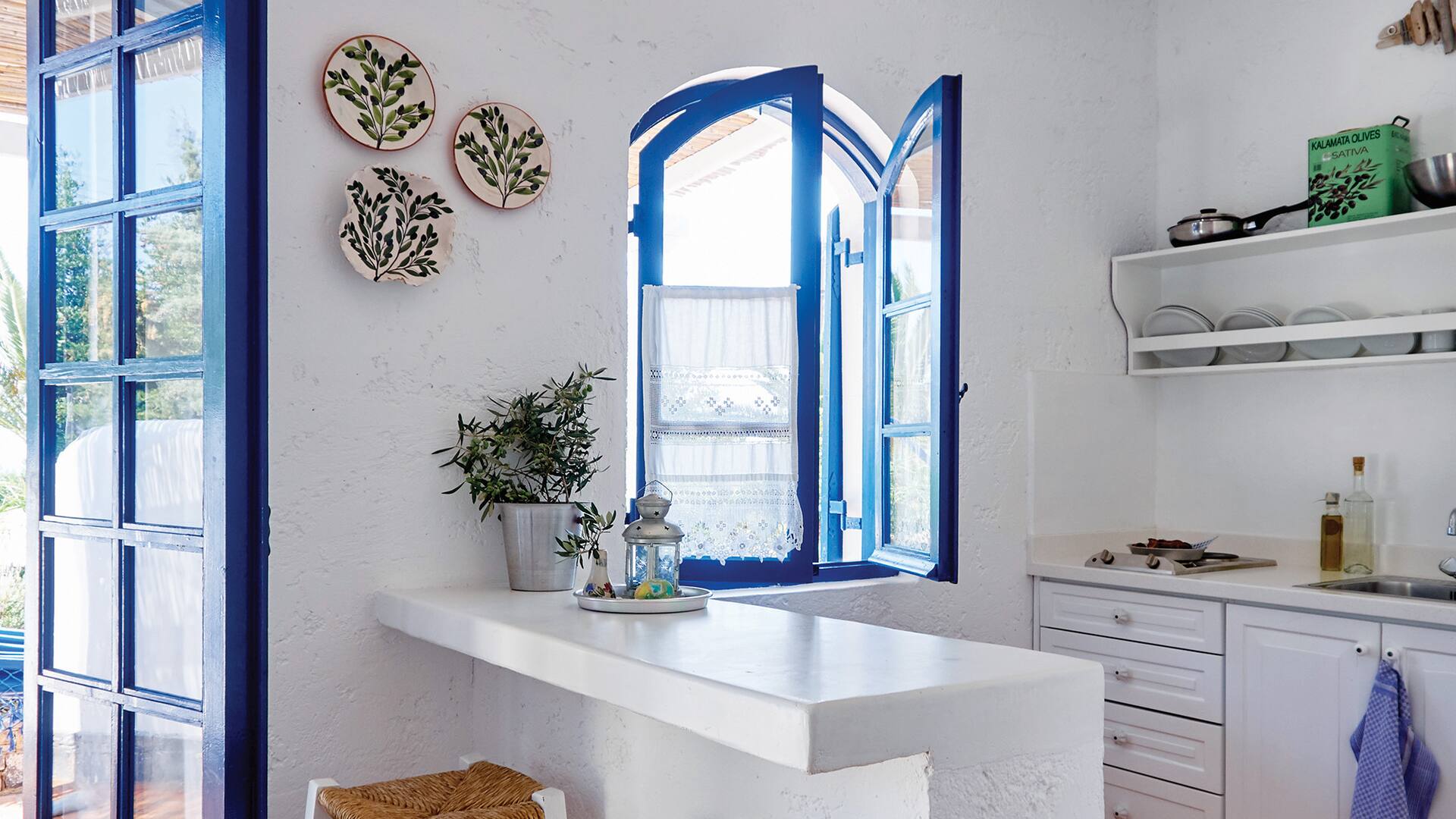 Ideas deco simples para traer el espíritu del Mediterráneo a casa