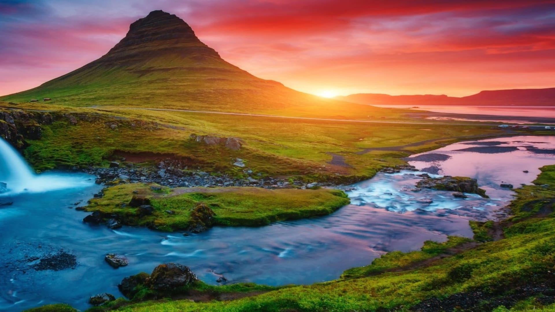 Islandia. El mito de los elfos y otras curiosidades de la isla de hielo y fuego