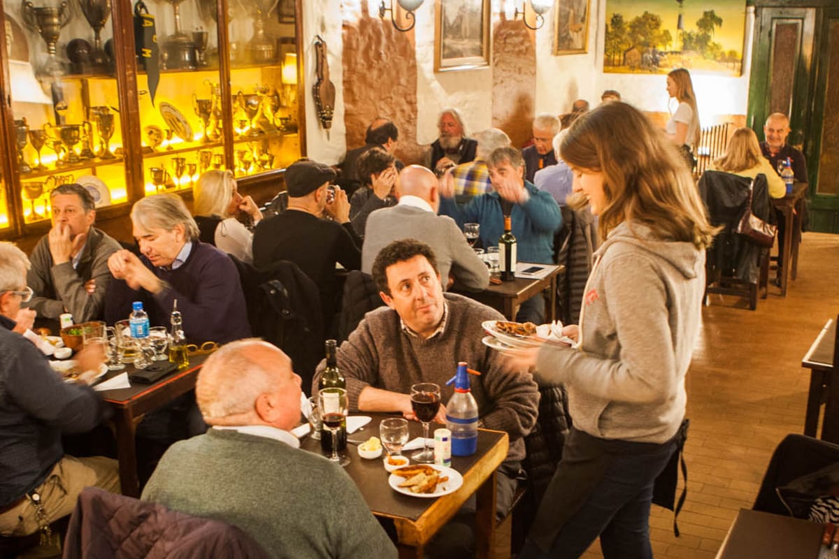 El club no pasa de moda: 4 buffets para comer rico, abundante y a buen precio