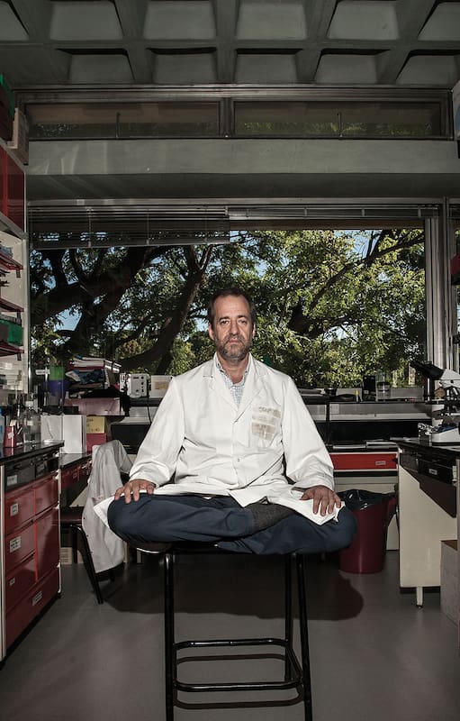 Historias. "La ciencia y la meditación son compatibles: son vías para eliminar el sufrimiento"