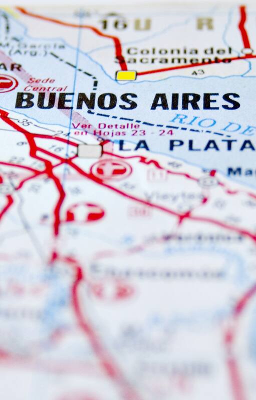 Puente Buenos Aires-Colonia: de Sarmiento a Macri, la obra jamás iniciada que sedujo a todos