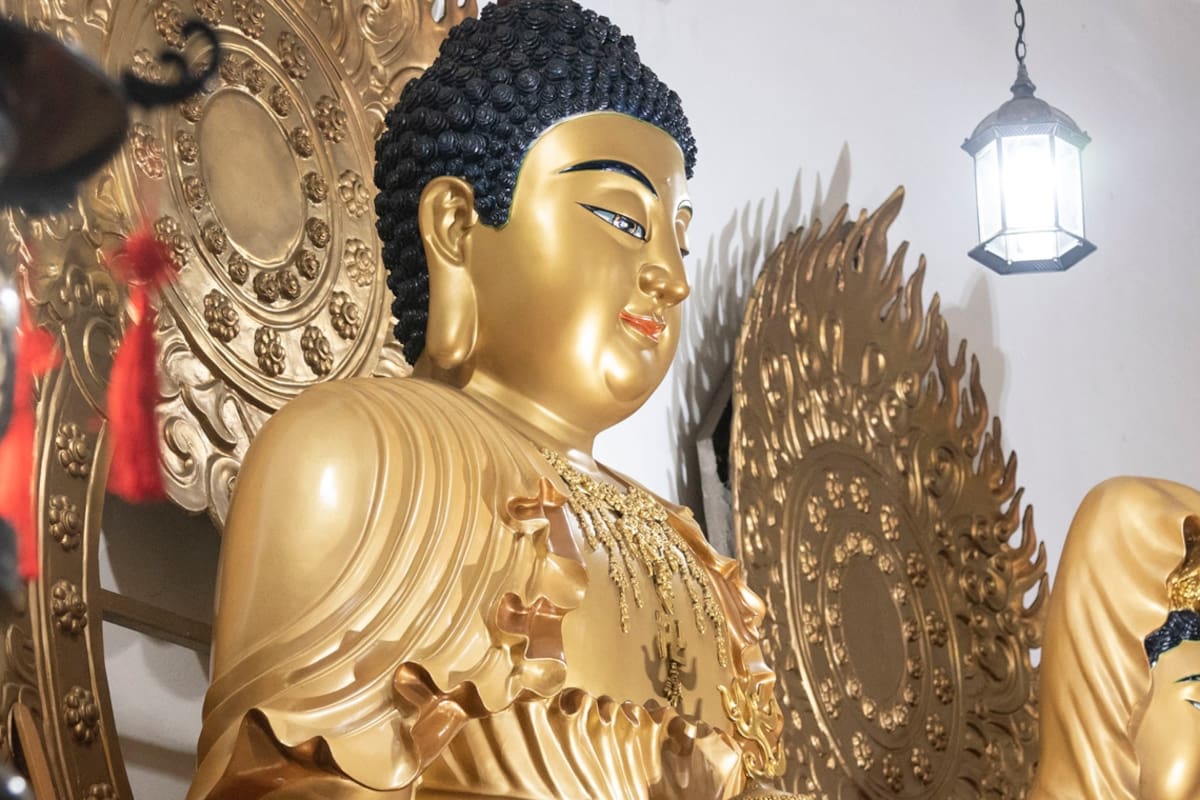 El templo budista Tzong Kuan, un silencioso oasis en el bullicioso Barrio Chino