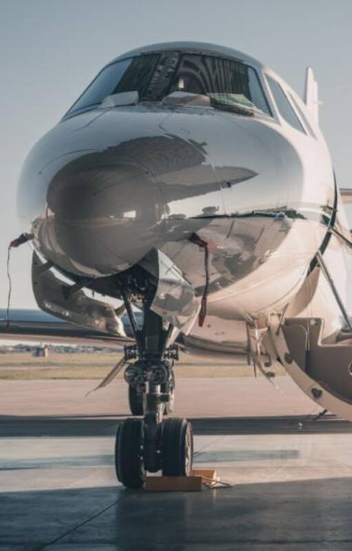 Vuelos privados. Los viajes por placer crecen más que los corporativos: ¿cuánto cuestan? ¿cuándo convienen?