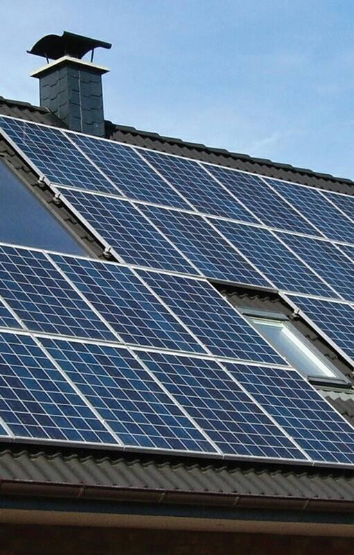 Energía solar: cuánto sale equipar una casa para dejar de pagar gas y luz