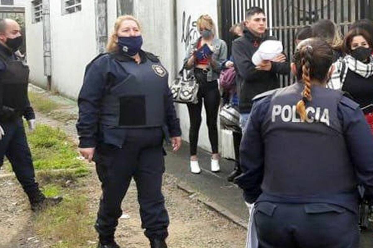 Descontrol. El mundo de las fiestas clandestinas, por dentro