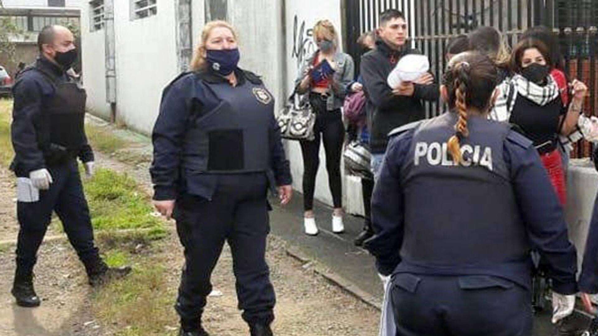 Descontrol. El mundo de las fiestas clandestinas, por dentro
