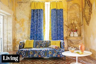 Una casa al Sur de Francia que sorprende por su uso del color