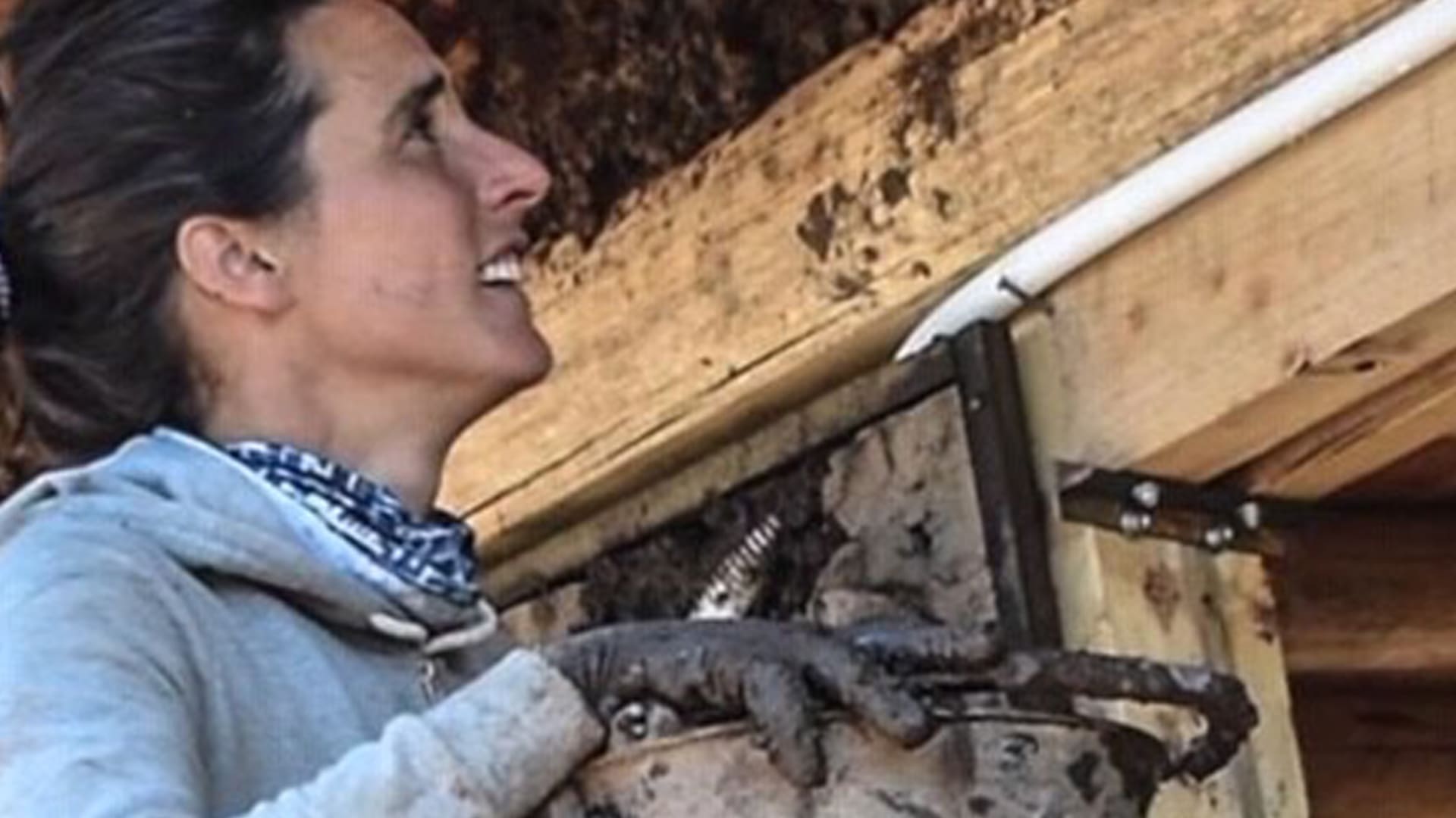 María Fourcade: la mujer que dejó los hoteles 5 estrellas para construir casas con basura