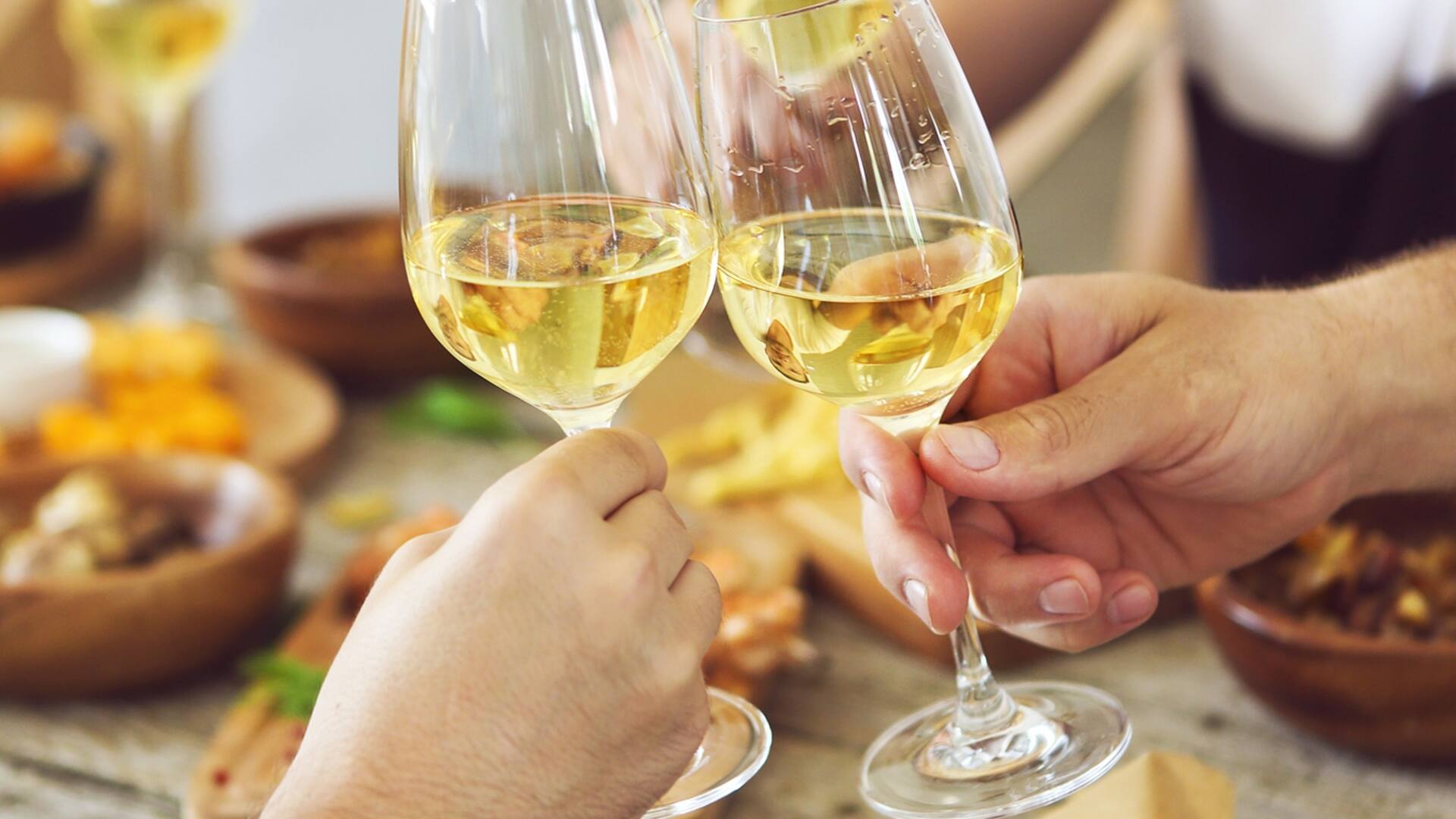 Vinos y achuras. Una lista de los blancos que mejor maridan con una parrillada