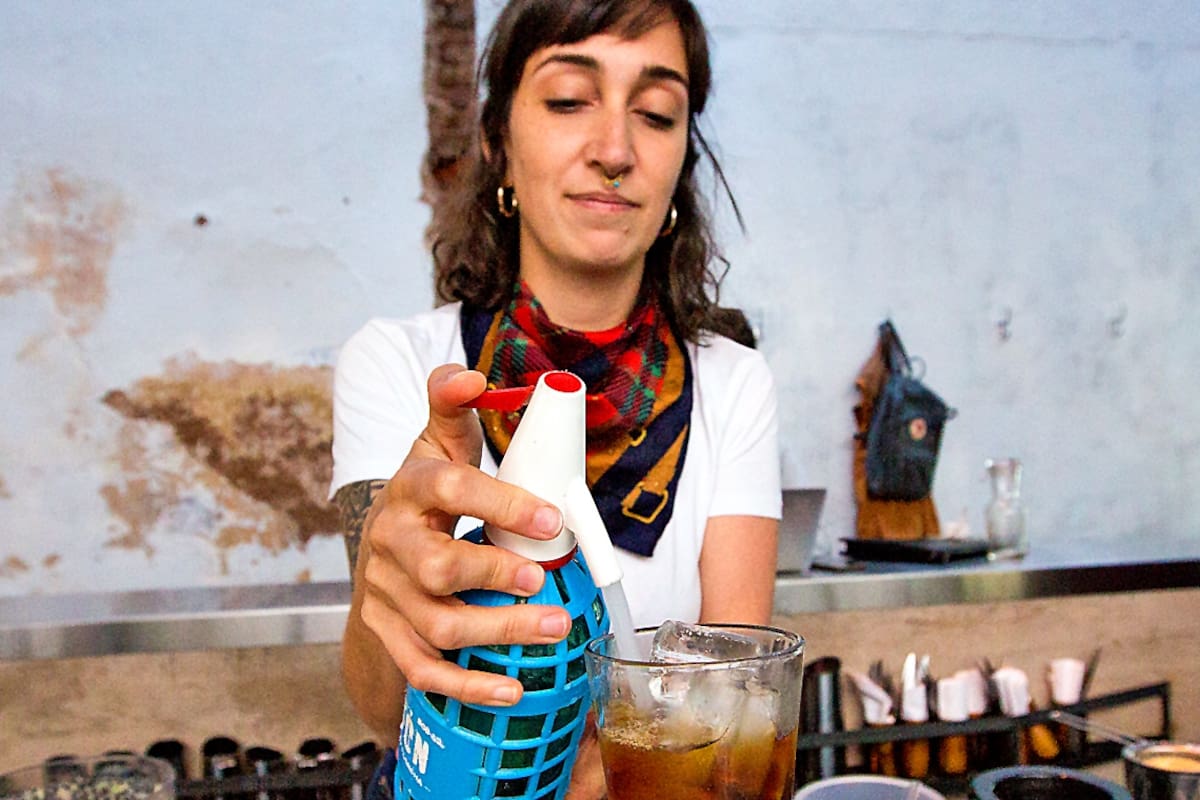 Un bar busca devolverle el protagonismo a la soda