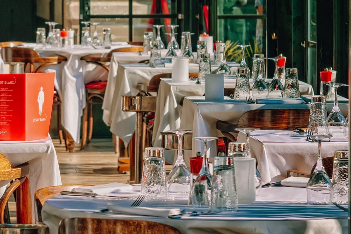 Cuarentena. La gastronomía porteña busca cómo salir a flote
