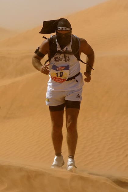A los 40, no le gustaba el running: ya corrió ultramaratones en el Sahara, el Amazonas y la Antártida