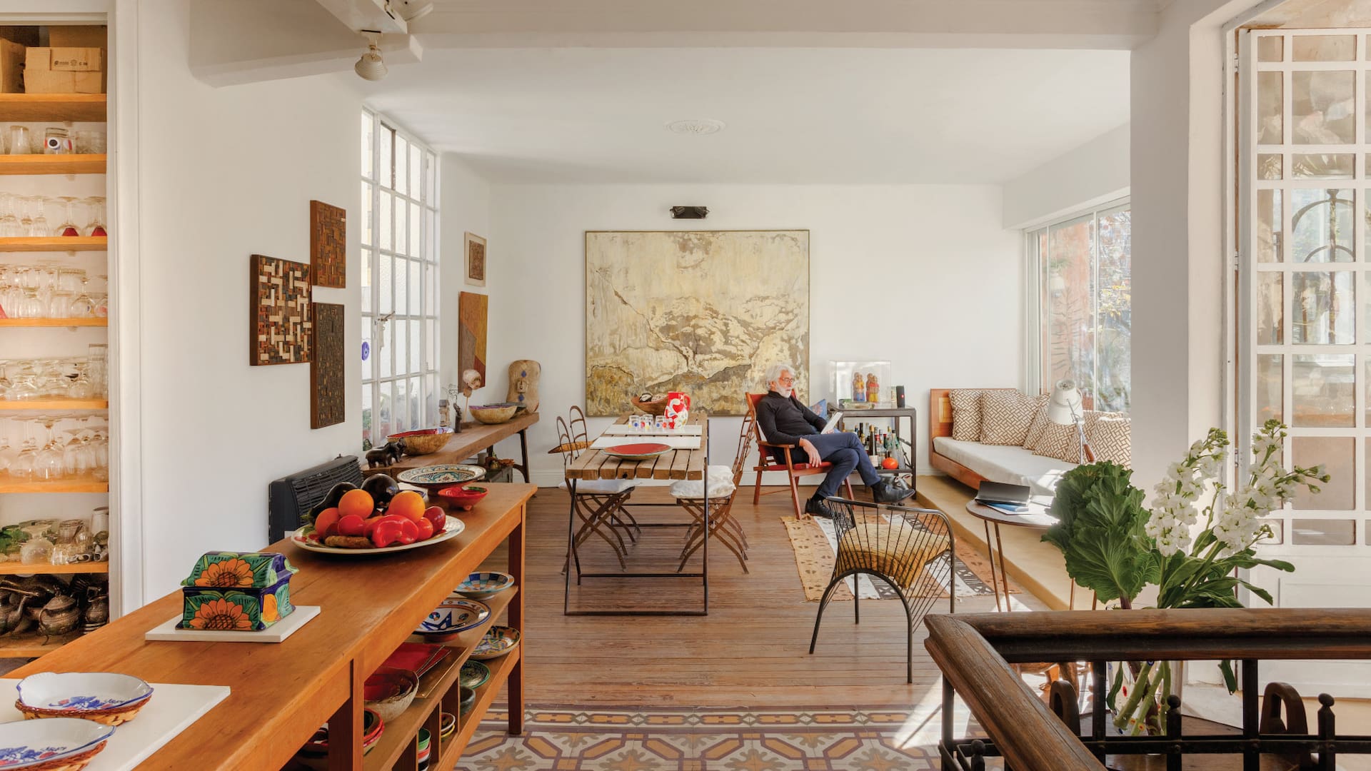 En Congreso: Un antiguo petit hôtel renovado gracias a la visión de un arquitecto y un artista plástico