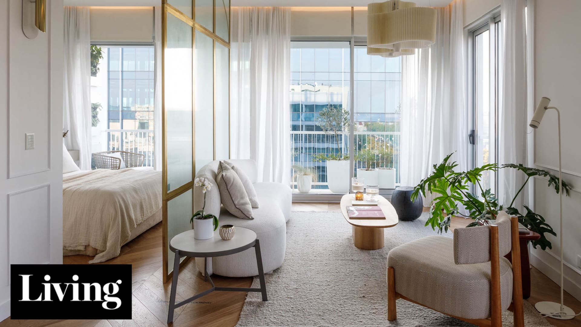 Te mostramos cómo se logró este monoambiente femenino, cálido y elegante