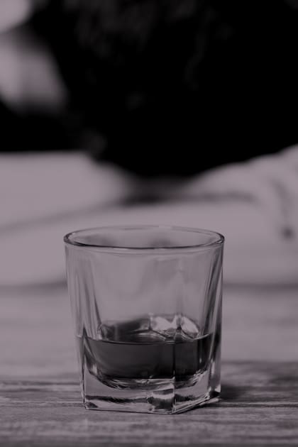 Alcoholismo. Señales de alerta y los peligros para la salud