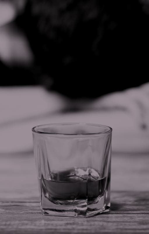 Alcoholismo. Señales de alerta y los peligros para la salud